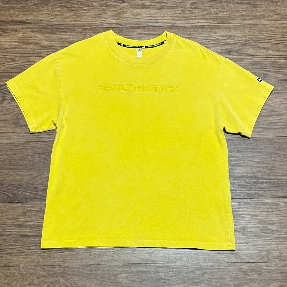 Daniel Patrick Oversized Adidas Yellow Graphic Sh… - image 1